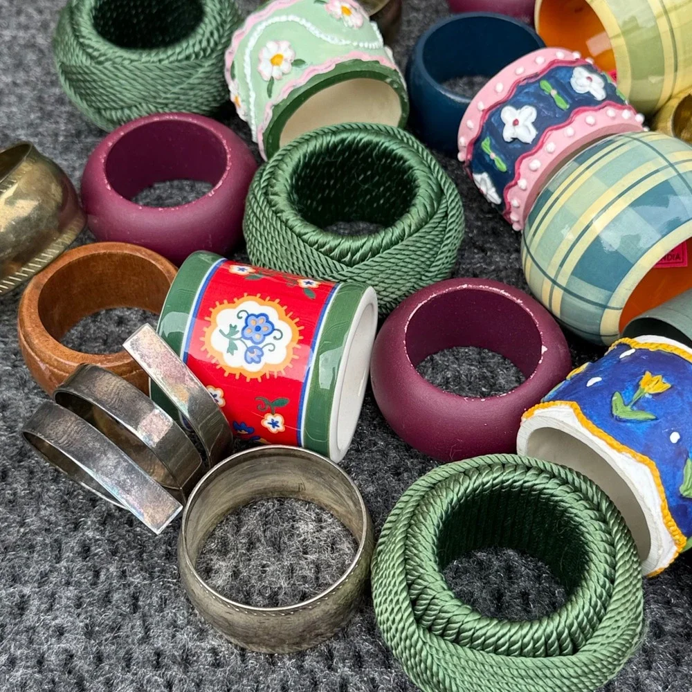 Vintage Napkin Ring Lot 28pc Mixed Materials Brass Ceramic Wood Woven Floral
